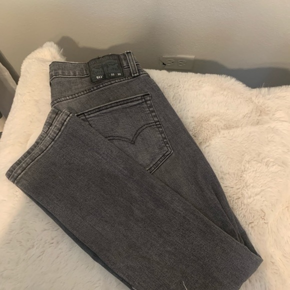 Levis 511 Ripped Jeans - Picture 2 of 11